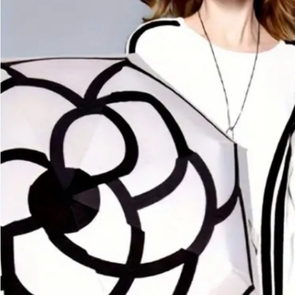 WHITE CAMELLIA FLOWER LUXURY FOLDING UMBRELLA NEW - Picture 9 of 9